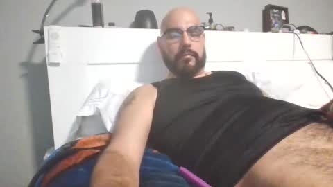 Snapshot of talllatino310 chatting on November 14, 2025, 10:18 pm talllatino310 online show from November 14, 2025, 10:18 pm