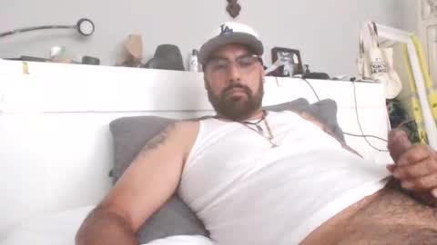Snapshot of talllatino310 chatting on June 22, 2026, 9:34 pm talllatino310 online show from June 22, 2026, 9:34 pm