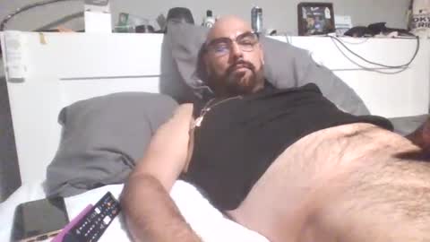 Snapshot of talllatino310 chatting on June 29, 2026, 4:19 am talllatino310 online show from June 29, 2026, 4:19 am