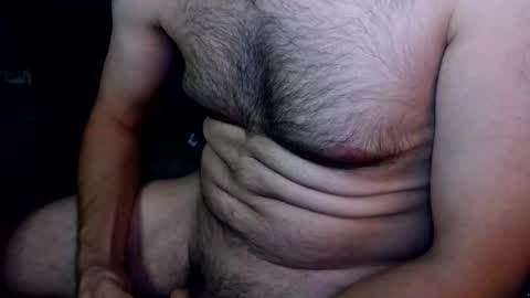 Snapshot of talltannhandsome chatting on April 5, 2026, 4:31 am talltannhandsome online show from April 5, 2026, 4:31 am