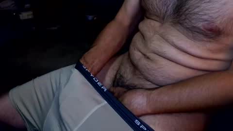 Snapshot of talltannhandsome chatting on May 2, 2026, 10:31 am talltannhandsome online show from May 2, 2026, 10:31 am