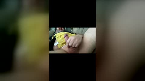 tallwhite7 online show from November 25, 2025, 11:21 am