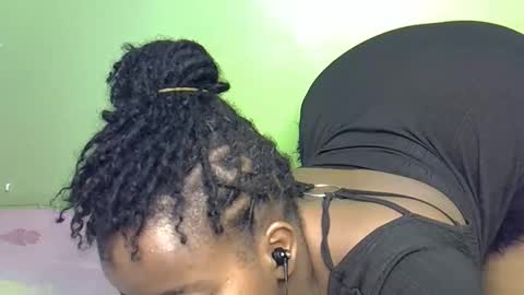 tamara_byb online show from November 19, 2025, 6:52 pm