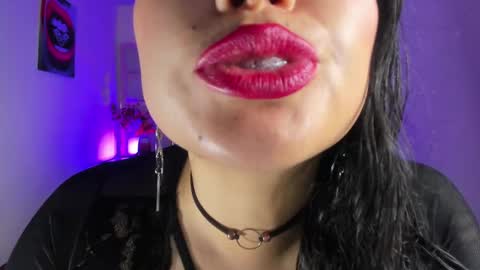 tamara online show from September 15, 2025, 1:11 pm