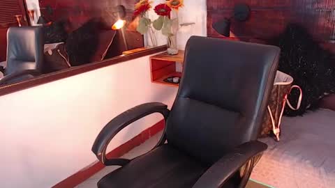    online show from March 2, 2025, 5:36 pm