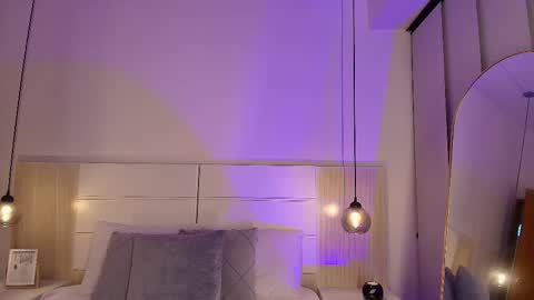 Tamara  online show from December 15, 2025, 11:47 am