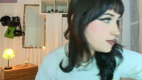 Snapshot of tamaracampell chatting on May 7, 2026, 12:10 pm Cami 3 online show from May 7, 2026, 12:10 pm