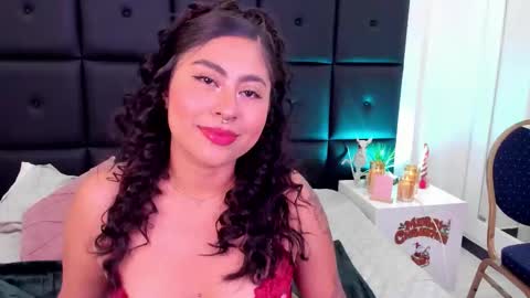 Tamara online show from November 17, 2025, 8:03 pm