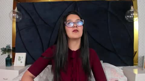 Snapshot of tamaralewismd chatting on November 25, 2025, 2:44 am Tamara online show from November 25, 2025, 2:44 am