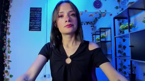 tammy_thompson_ online show from October 31, 2025, 2:18 pm