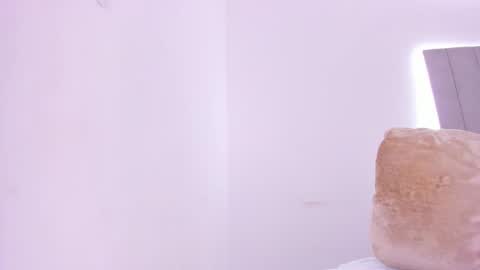 Tamy Leen online show from February 27, 2025, 1:49 pm