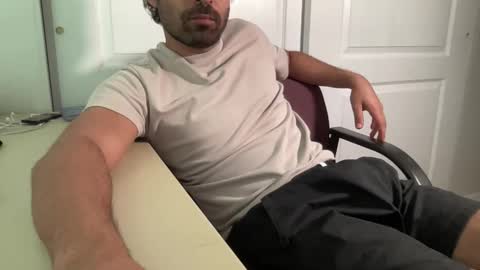 Snapshot of tan_and_spicy chatting on November 28, 2025, 9:50 pm tan and spicy online show from November 28, 2025, 9:50 pm