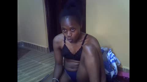 Snapshot of tanaissa chatting on March 31, 2026, 7:03 pm tainaissa online show from March 31, 2026, 7:03 pm