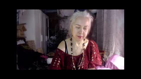 Milena online show from October 19, 2025, 4:40 pm