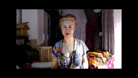 Milena online show from November 19, 2025, 3:01 pm