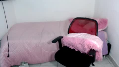 Snapshot of tania_rendon1 chatting on January 5, 2025, 9:48 am Tania online show from January 5, 2025, 9:48 am