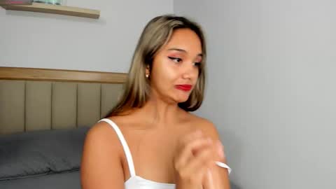 TaniaCarter online show from October 31, 2025, 4:41 pm