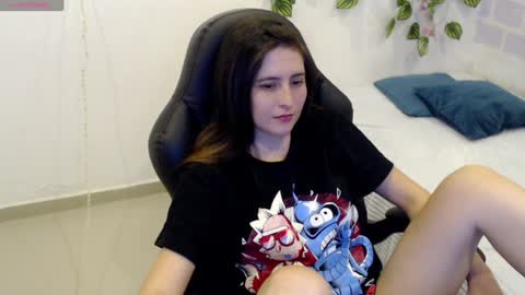 Tania  online show from January 10, 2025, 7:54 pm