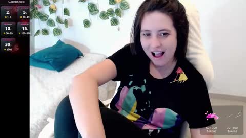 Tania  online show from March 15, 2026, 2:01 pm