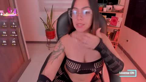 Tania Velvet online show from February 22, 2026, 4:16 pm