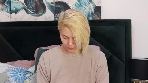 tanyaGrey online show from February 11, 2026, 7:02 am