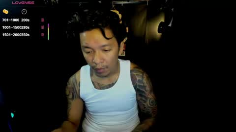 Snapshot of tannedskinmatty chatting on May 25, 2026, 11:44 pm Matty online show from May 25, 2026, 11:44 pm