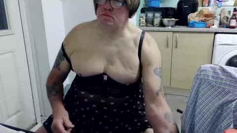 Snapshot of tansysomersetuk chatting on March 19, 2026, 5:11 am tansysomersetuk online show from March 19, 2026, 5:11 am