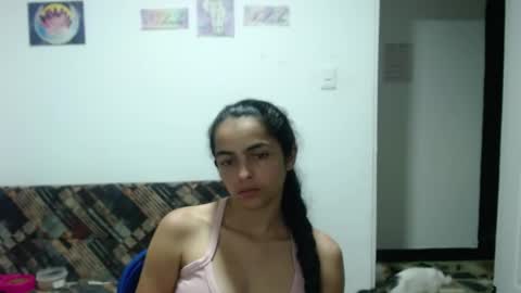 Angeline  Follow  online show from May 19, 2026, 1:56 am