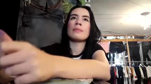 Tara online show from December 3, 2024, 6:38 pm