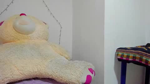 Snapshot of tara_joi chatting on March 10, 2026, 10:48 pm Tara online show from March 10, 2026, 10:48 pm