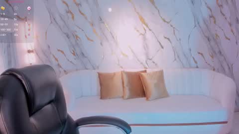 Tara Lawrence online show from February 12, 2025, 4:33 am