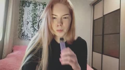 Snapshot of tarantino_girl chatting on November 23, 2025, 6:13 am Vetta online show from November 23, 2025, 6:13 am