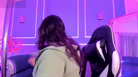 Tara online show from November 23, 2025, 2:22 am