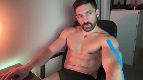 tarquit8 online show from February 12, 2026, 9:54 pm