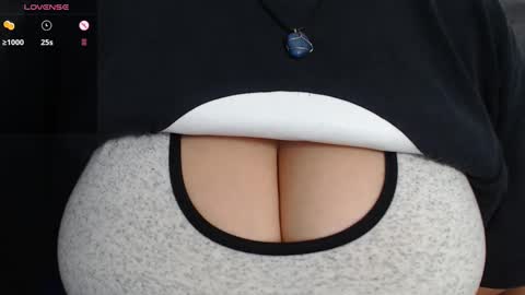 tarrant_ online show from February 16, 2025, 12:41 am