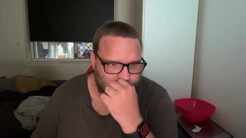 Snapshot of taser_tits chatting on April 8, 2026, 7:58 pm taser_tits online show from April 8, 2026, 7:58 pm