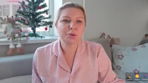 Snapshot of tasha__moon chatting on January 12, 2026, 11:26 am Tasha Moon online show from January 12, 2026, 11:26 am