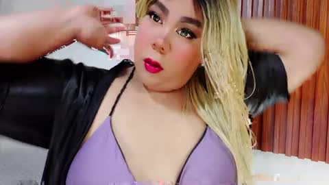 Snapshot of tasha_gatti chatting on April 26, 2026, 3:21 pm instagram Gattitasha online show from April 26, 2026, 3:21 pm