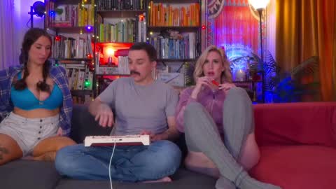 Vivian  Clark online show from March 1, 2026, 4:31 pm