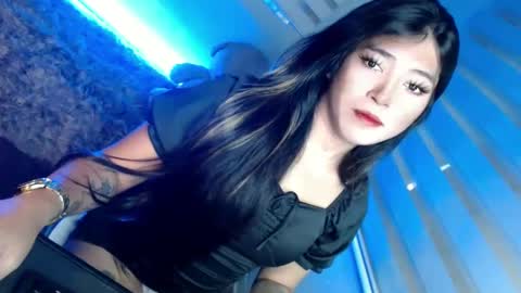 Snapshot of tasteofinnocent69 chatting on December 10, 2024, 8:08 am online show from December 10, 2024, 8:08 am