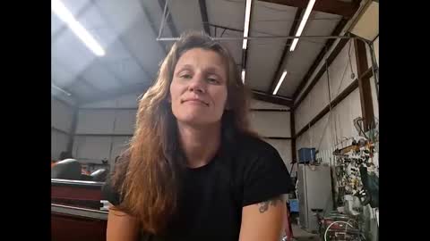 tastypeach6989 online show from April 28, 2026, 6:46 pm