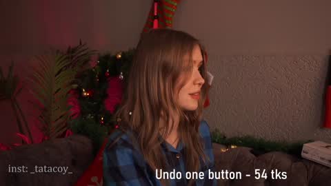 Snapshot of tatacoy chatting on January 8, 2025, 12:58 pm TataCoy online show from January 8, 2025, 12:58 pm