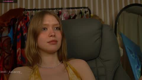 Snapshot of tatacoy chatting on February 28, 2025, 12:42 pm TataCoy online show from February 28, 2025, 12:42 pm