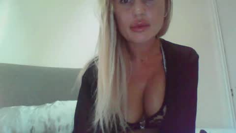 Snapshot of tatiana19988 chatting on July 25, 2026, 7:00 pm tatiana19988 online show from July 25, 2026, 7:00 pm