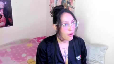 tatiana online show from September 19, 2025, 6:52 pm