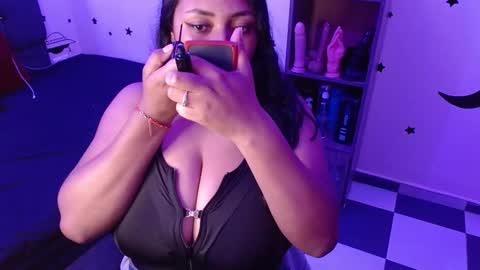 tatiana online show from March 12, 2025, 1:25 am