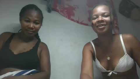 tatianabavy online show from November 13, 2025, 1:37 am