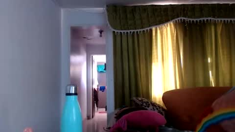 tatiana giraldo online show from September 14, 2025, 9:14 pm