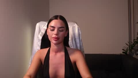 Snapshot of tatianaxoxo1 chatting on June 30, 2026, 8:10 pm Tatiana online show from June 30, 2026, 8:10 pm