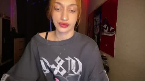 tatika_williams online show from June 23, 2026, 5:33 pm
